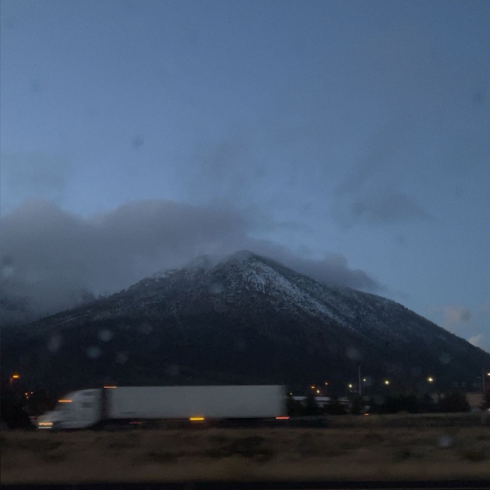 Meet your Posher, Aujunaye